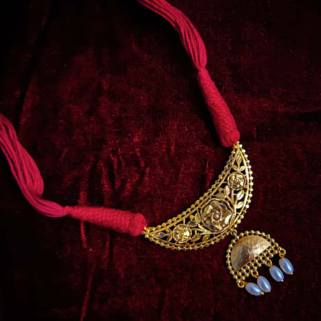 Traditional designed Golap Pendant