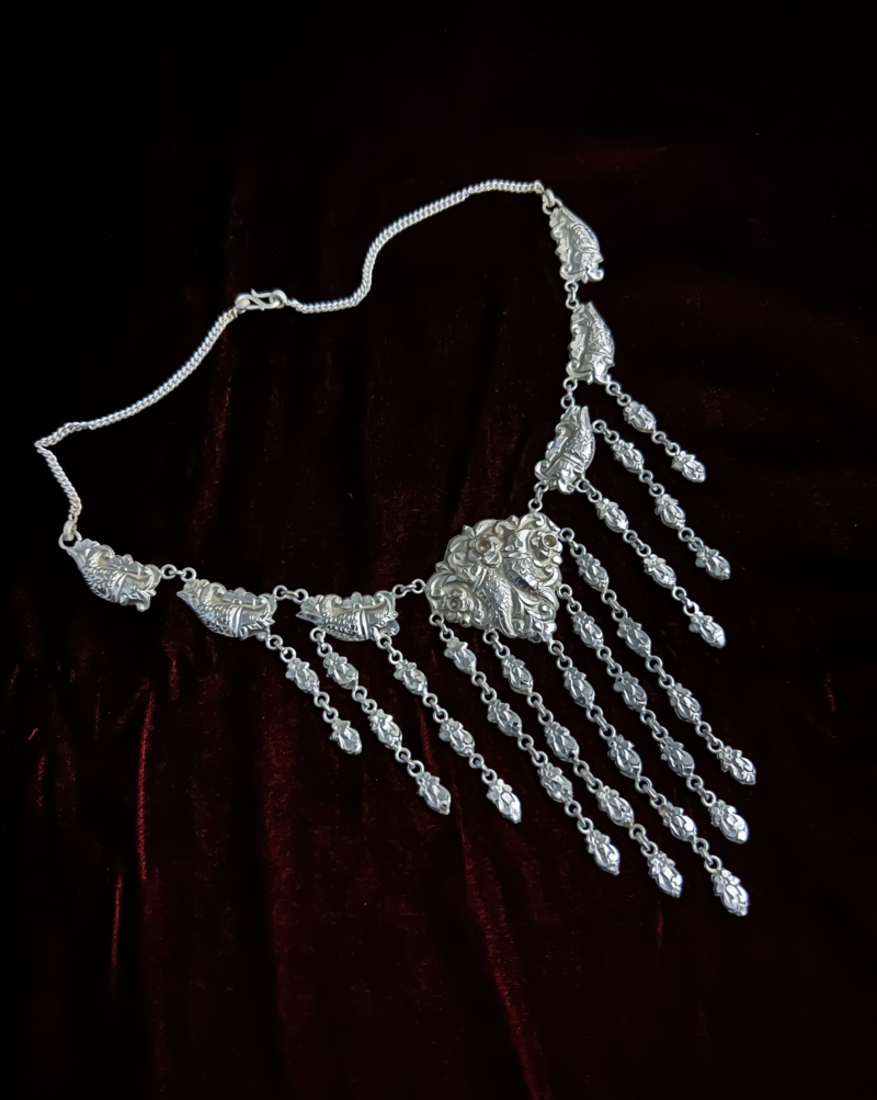 Traditional Mach Necklace Set with Lotkan