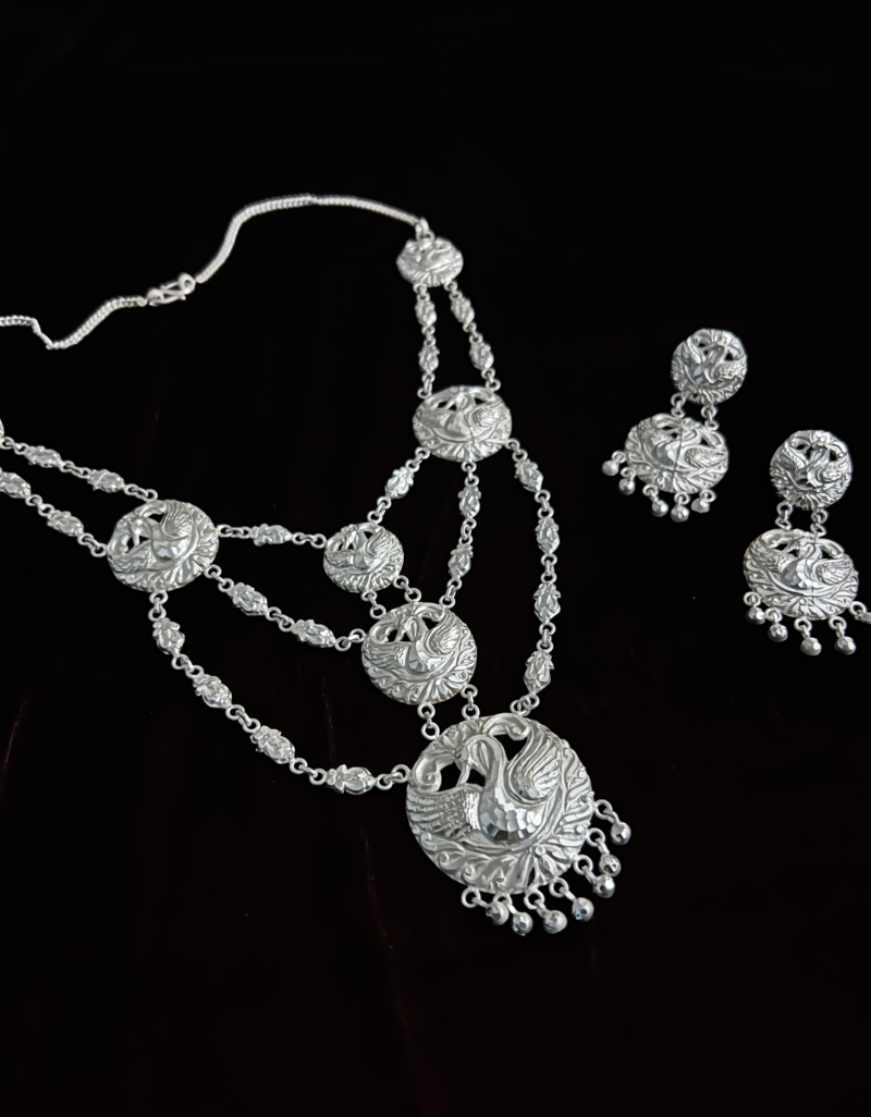 Traditional Lohori Necklace Set