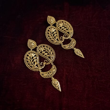 .Traditional Chand Earrings