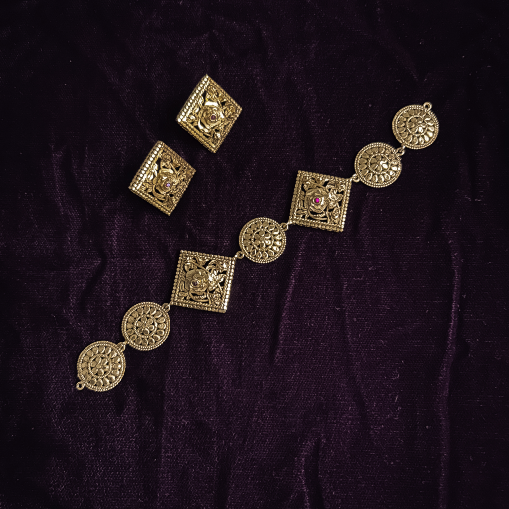 handmade jewellery of Bengal