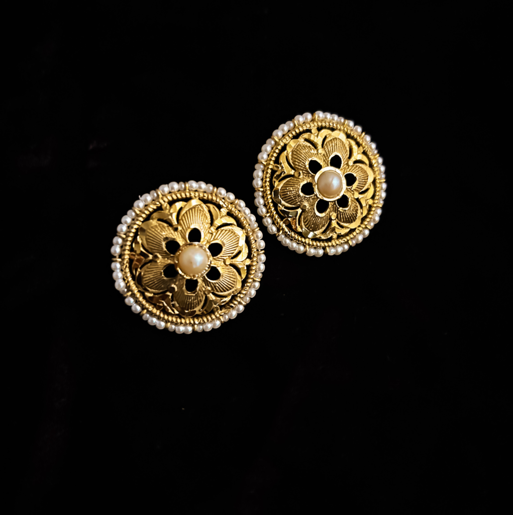 handmade jewellery of Bengal
