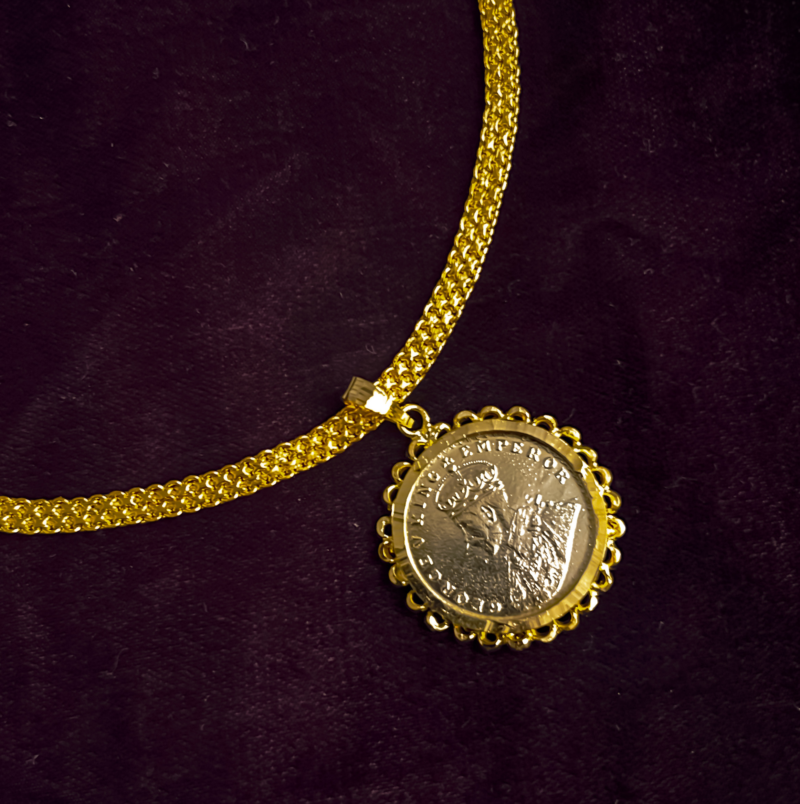 Traditional Guinea Pendant with Chain