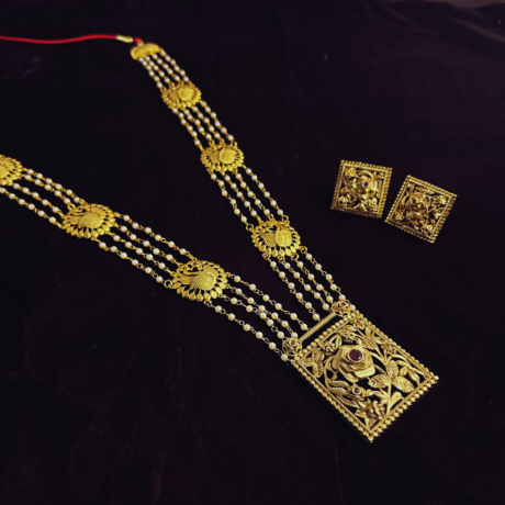 Traditional Pearl Lohori Sitahar Set