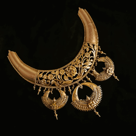 Golap Hasuli Kanbala Necklace