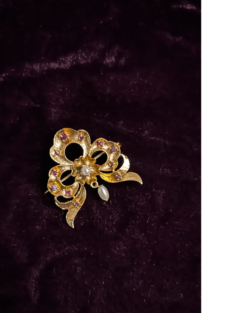 Victorian Styled Half Kolke Broach