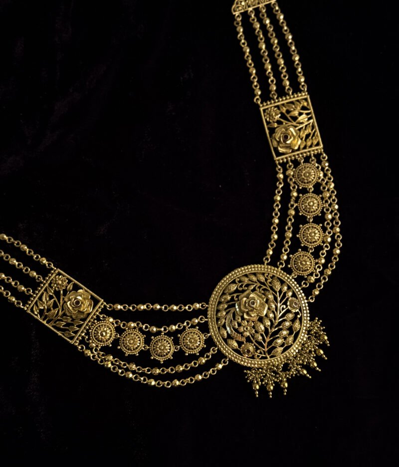 Traditional Jhalor Lohori Golap Necklace.