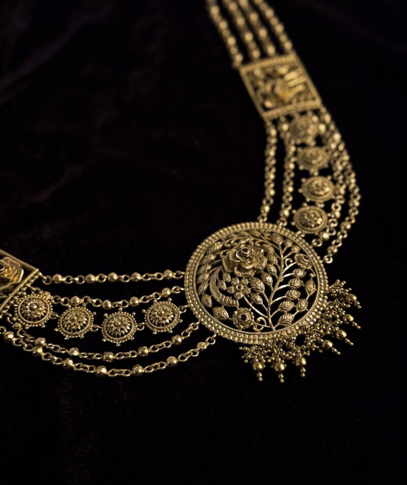 Traditional Jhalor Lohori Golap Necklace.