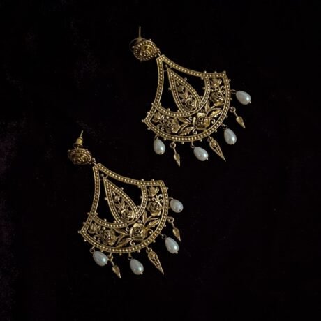 Traditional Tribuz Kanbala.
