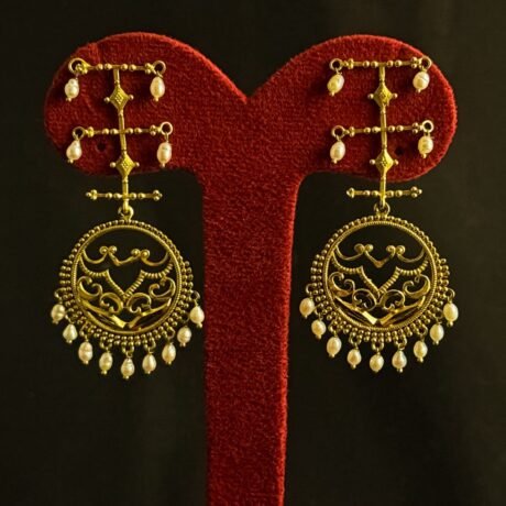 Traditional Pearls Earrings