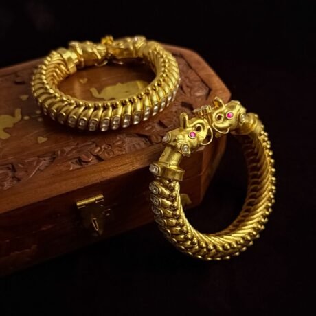traditional jewellery of Bengal