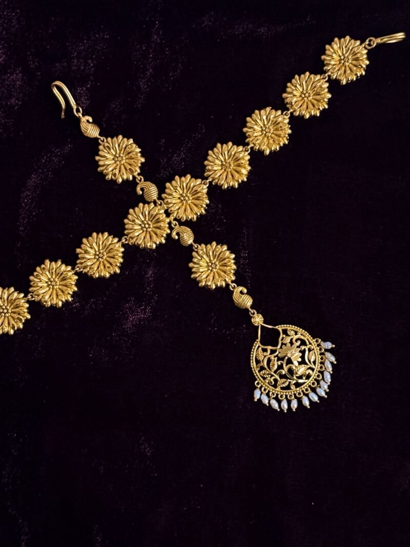 Handcrafted Matha Patti with Pearl