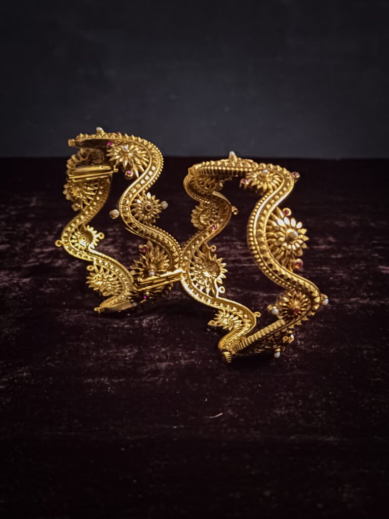 Handcrafted Chur Bangles