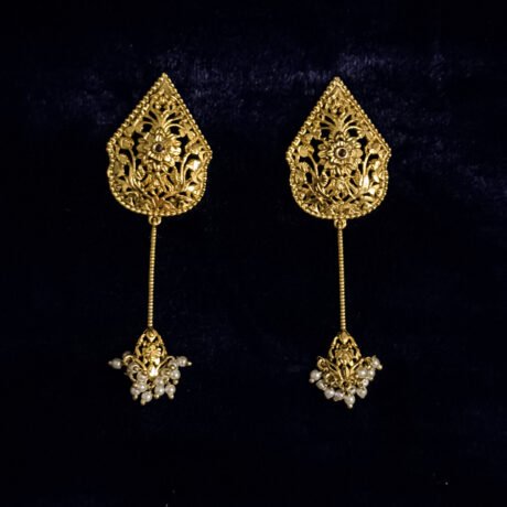 Tulip Earrings with pearl drops