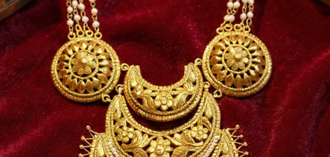 Traditional Sitahar Necklace