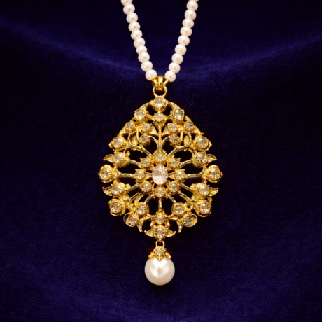 Victorian Styled Jorowa Pendant with a Pearl Drop