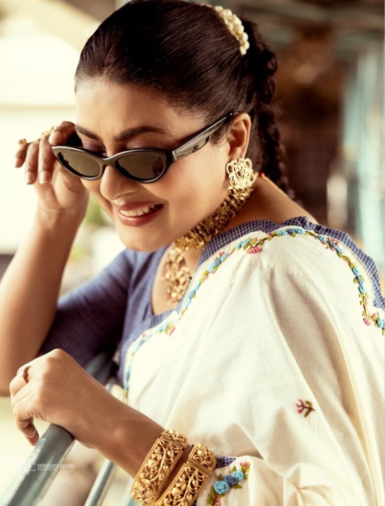 traditional jewllery of bengal