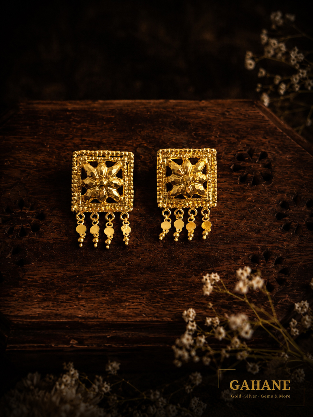 Traditional Gol Jhalor Ear tops