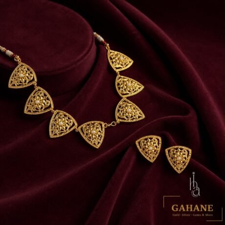 Traditional Pan Pata Nekclace Set