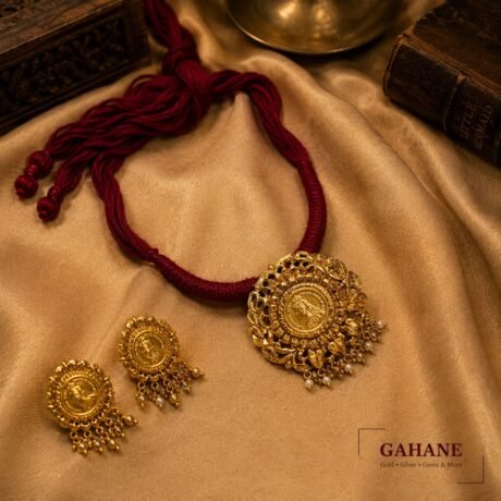 Traditional Bengal Naksha Guinea Necklace Set